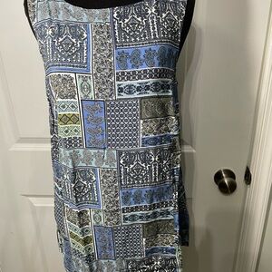 J. Jill Black and Blue Floral Pattern Top Size Medium CB-AM